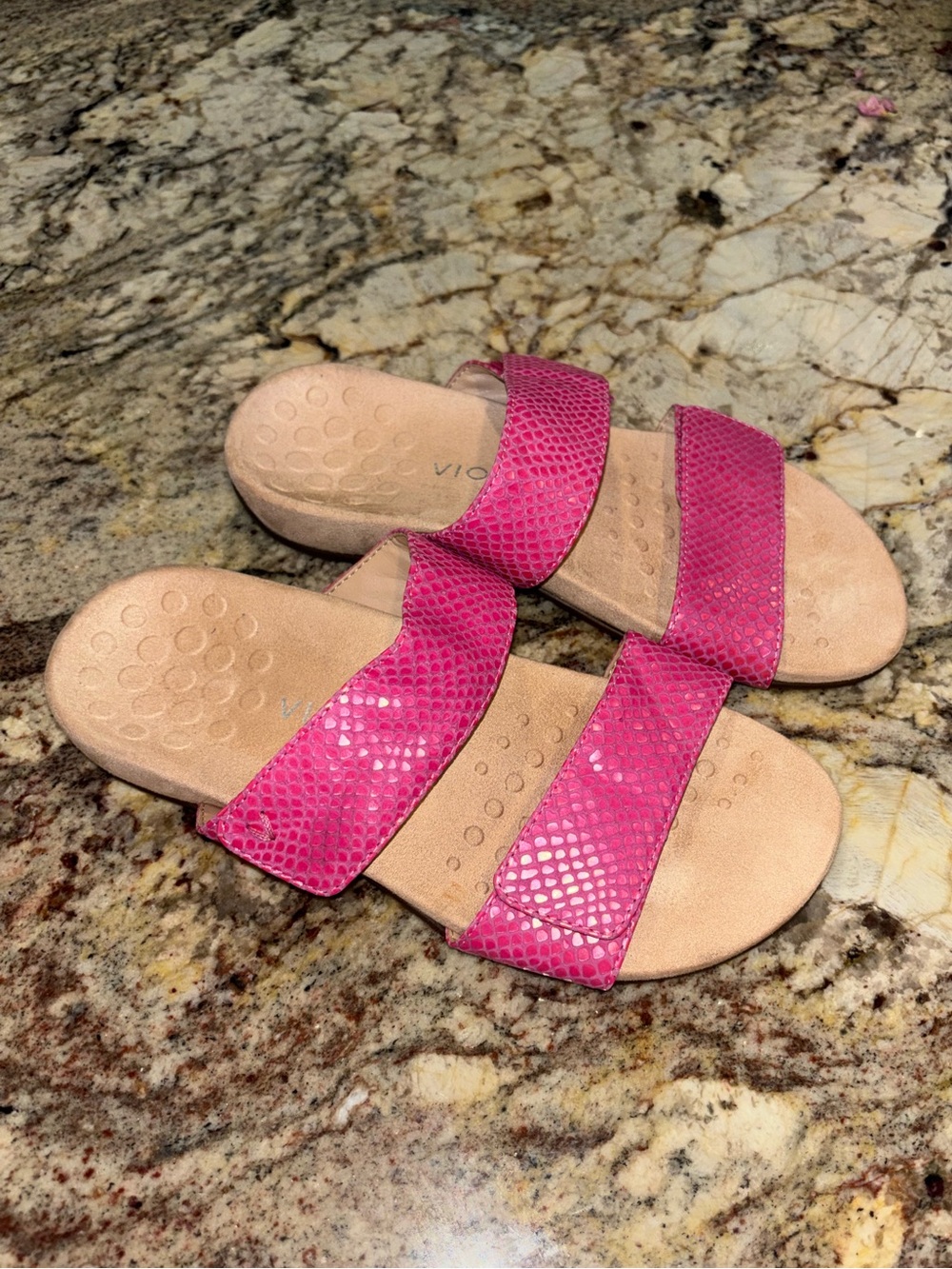Vionic Randi Slides 7.5 Wide EUC